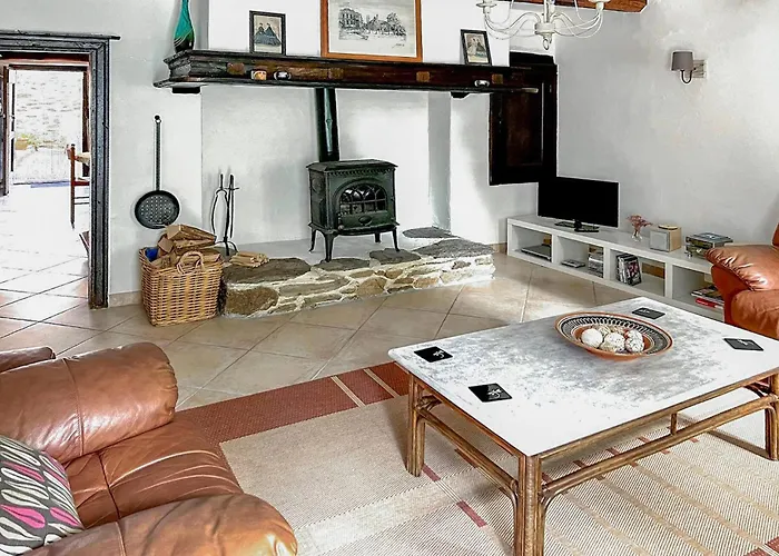 3 Bedroom Amazing In Casa vacanze